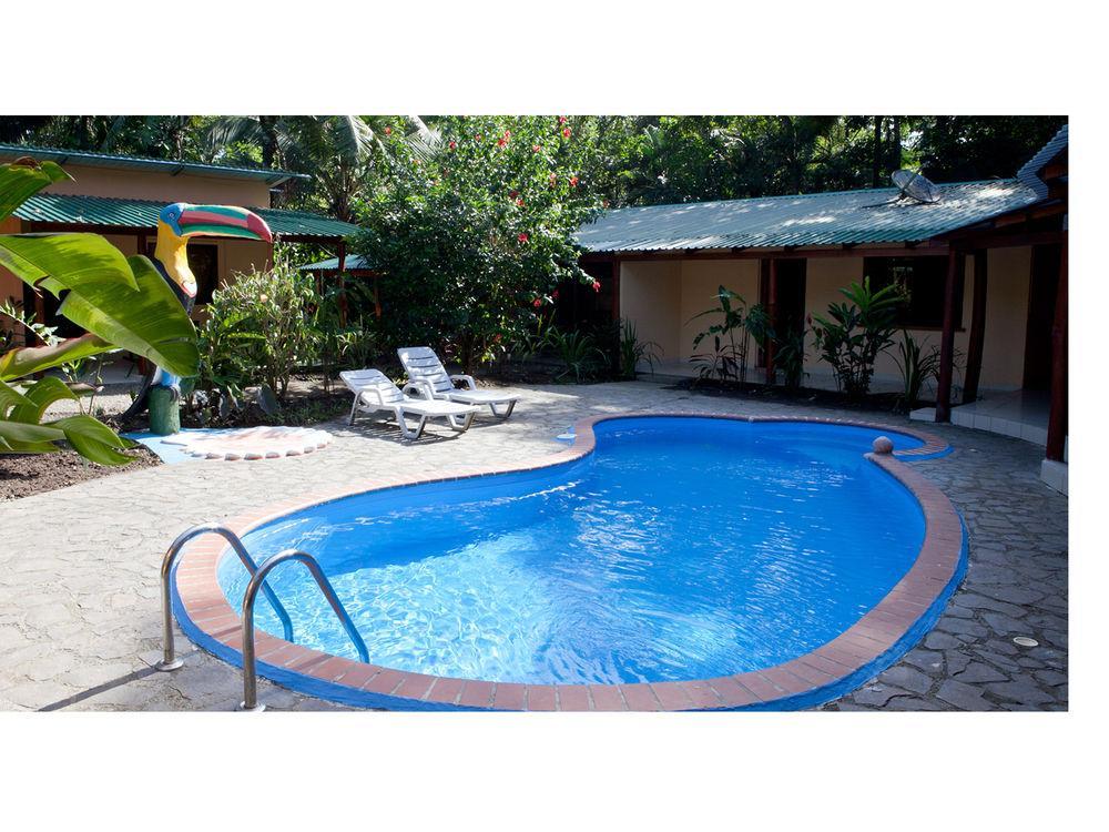 Hotel Caribbean Coconut Cahuita Exterior foto